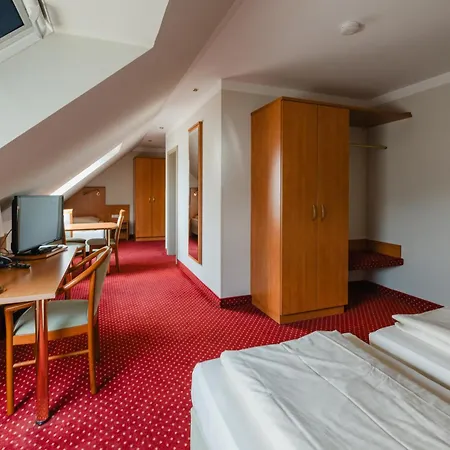 Mirage 3* Duisburg