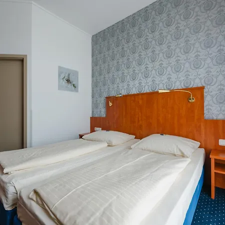 Hotel Mirage 3*